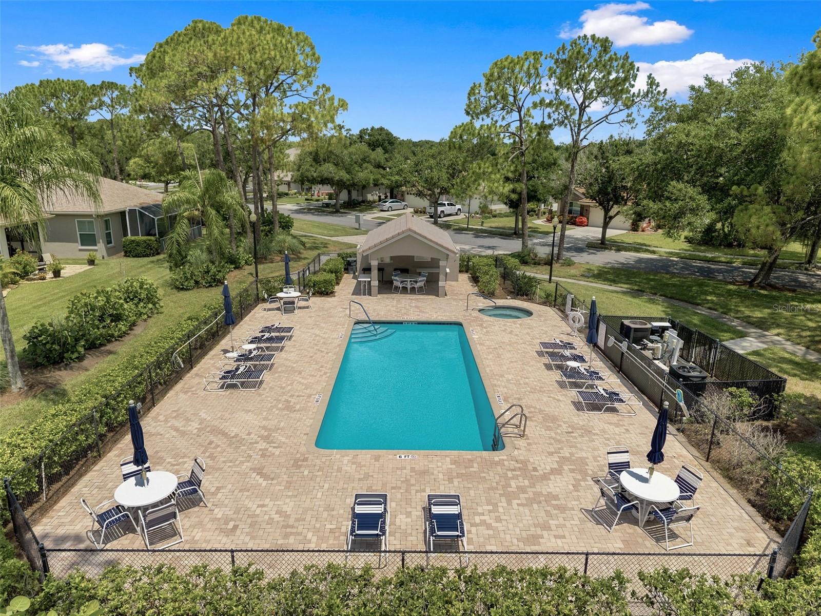 CROSS CREEK - Residential