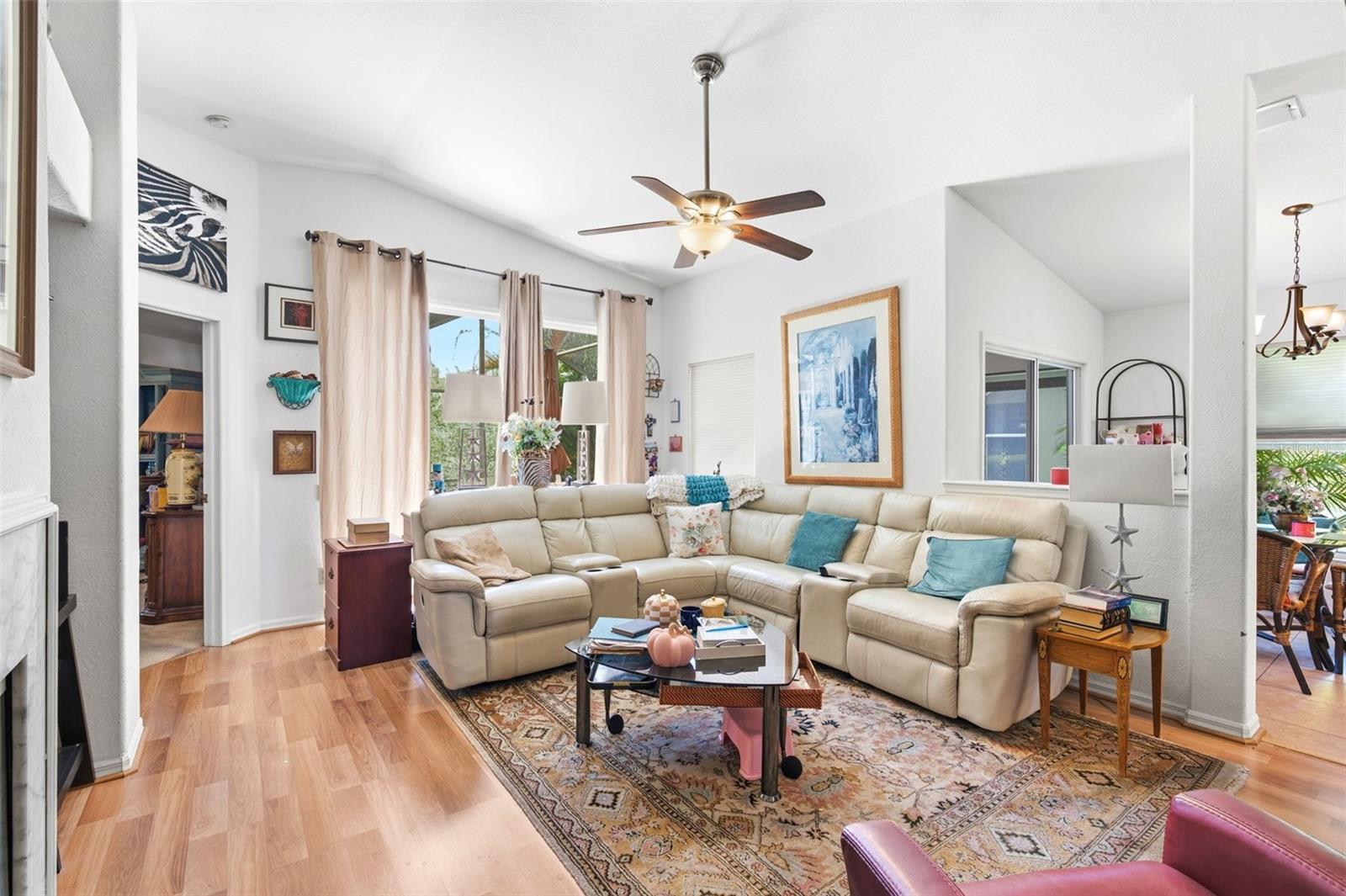 CROSS CREEK - Residential