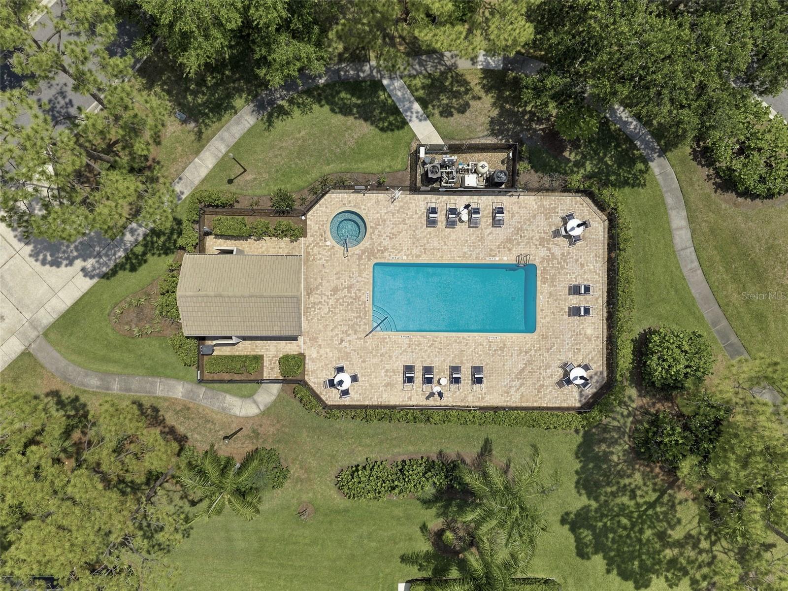 CROSS CREEK - Residential
