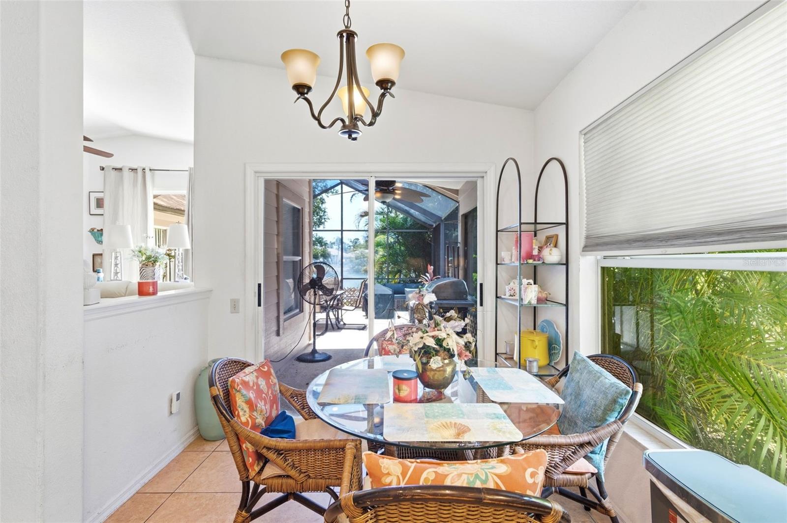 CROSS CREEK - Residential