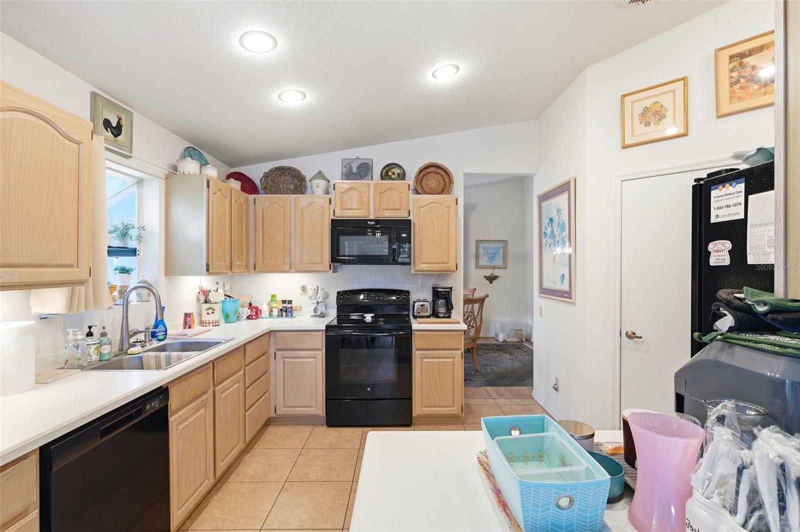 CROSS CREEK - Residential
