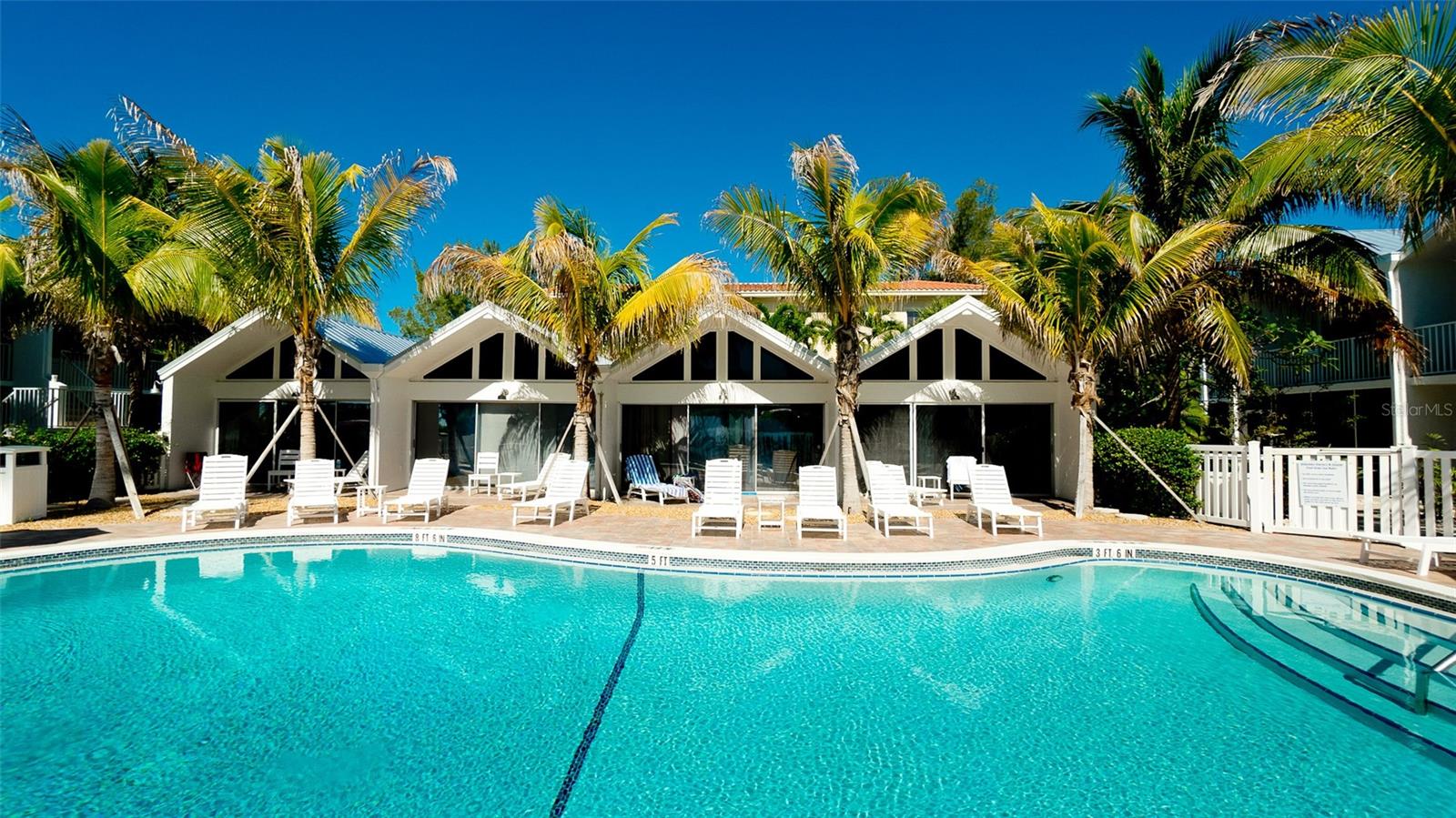 COCONUTS - Residential