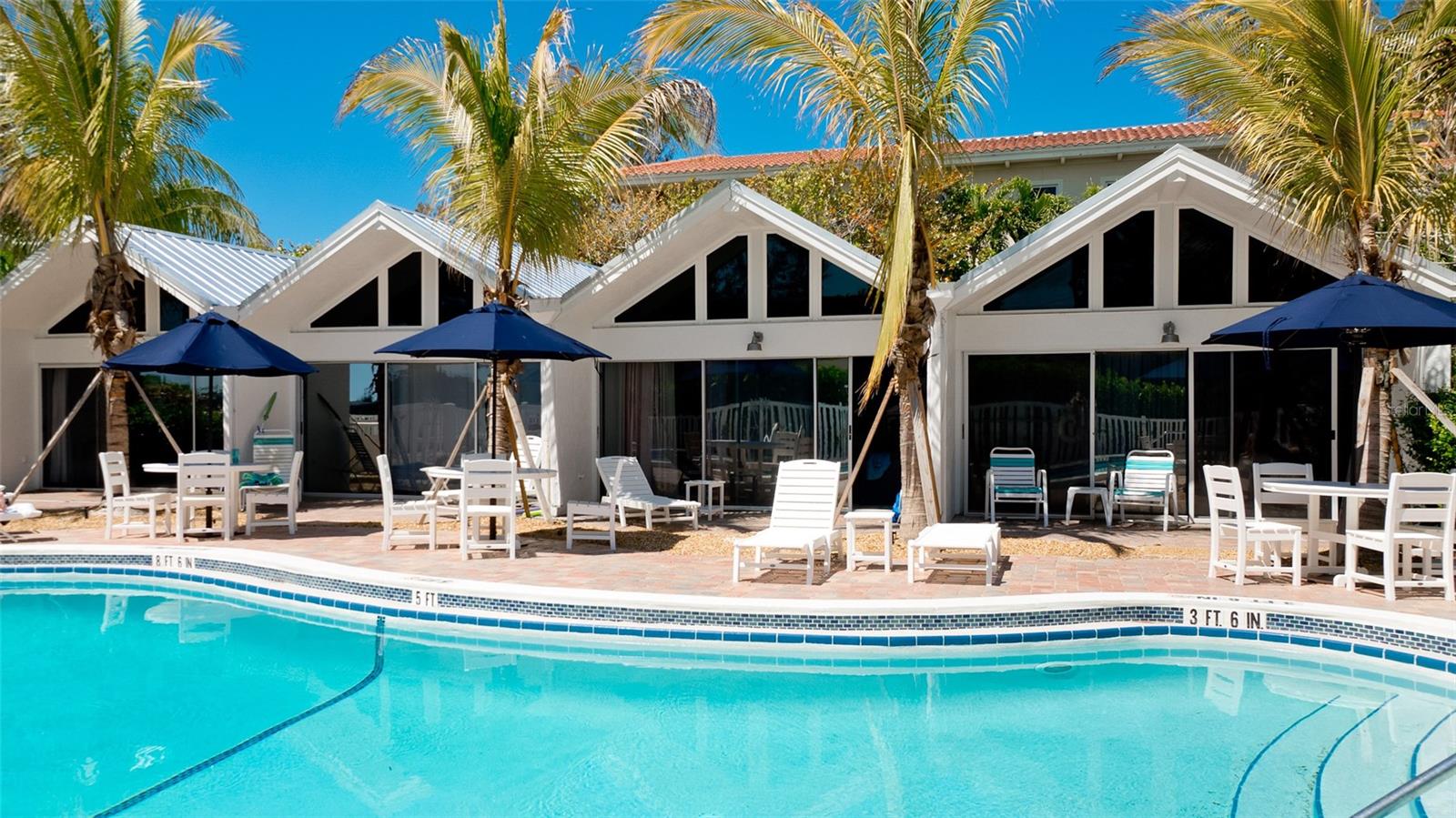 COCONUTS - Residential