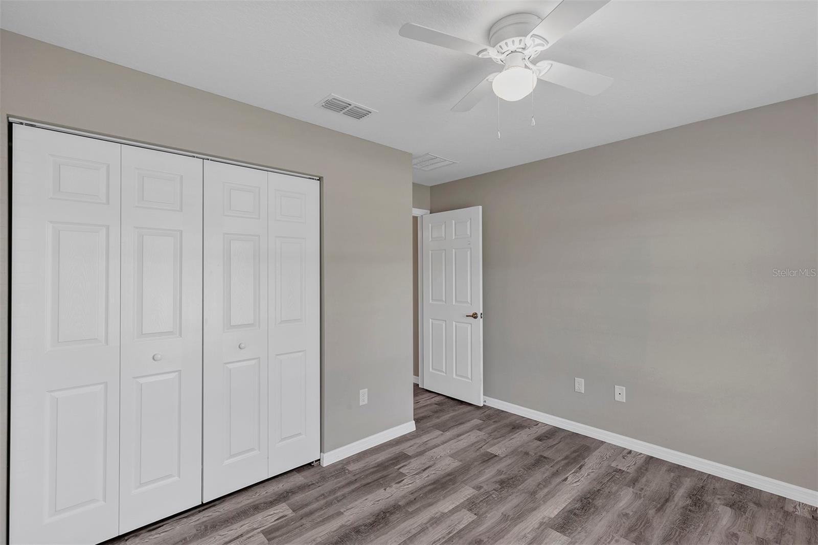 SILVER SPGS SHORES UN 17 - Residential
