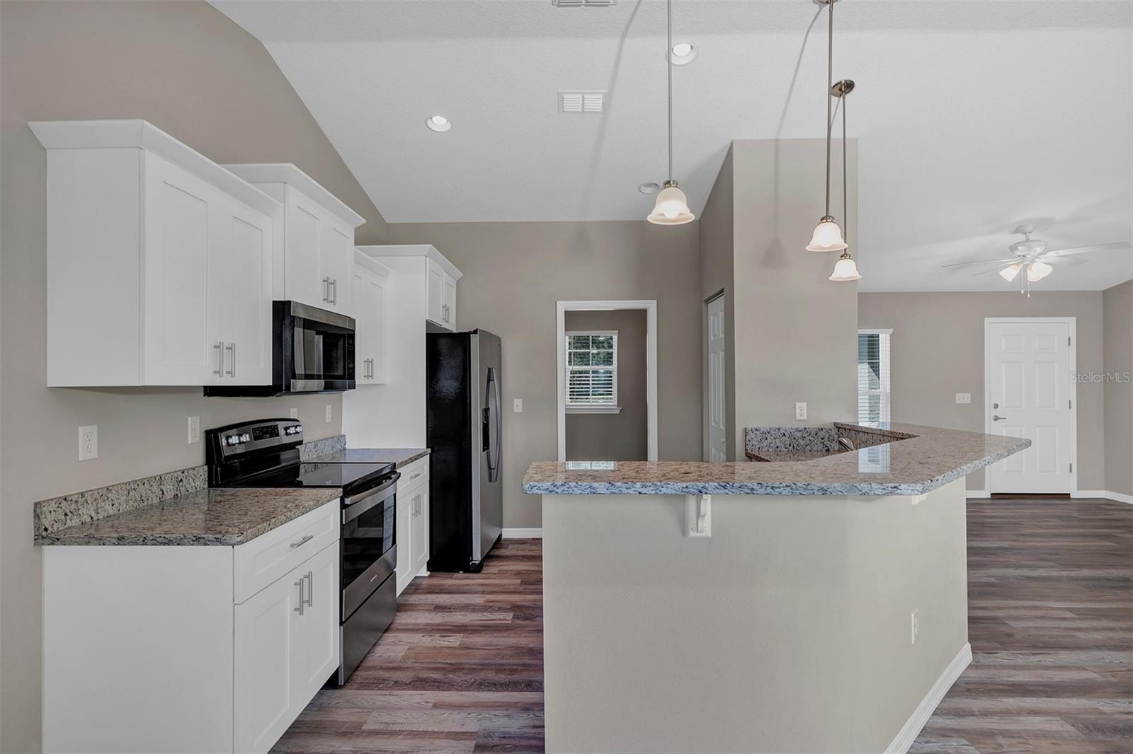 SILVER SPGS SHORES UN 17 - Residential