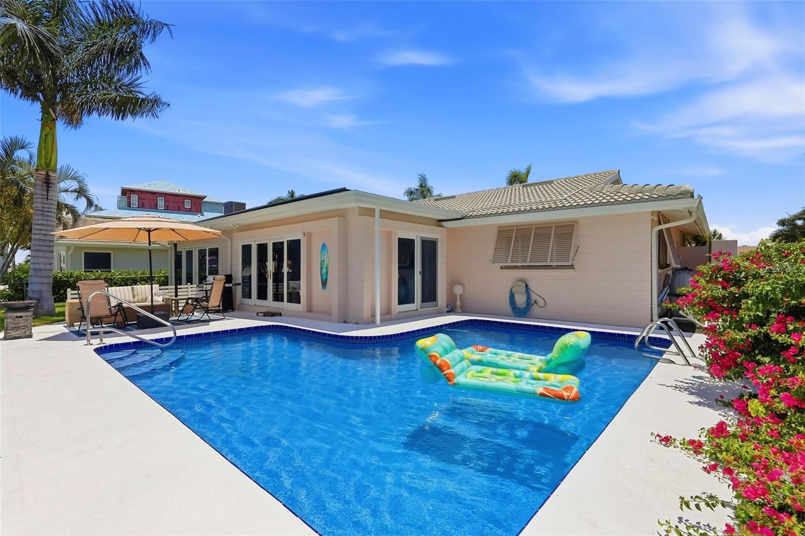 VENETIAN ISLES - Residential Lease