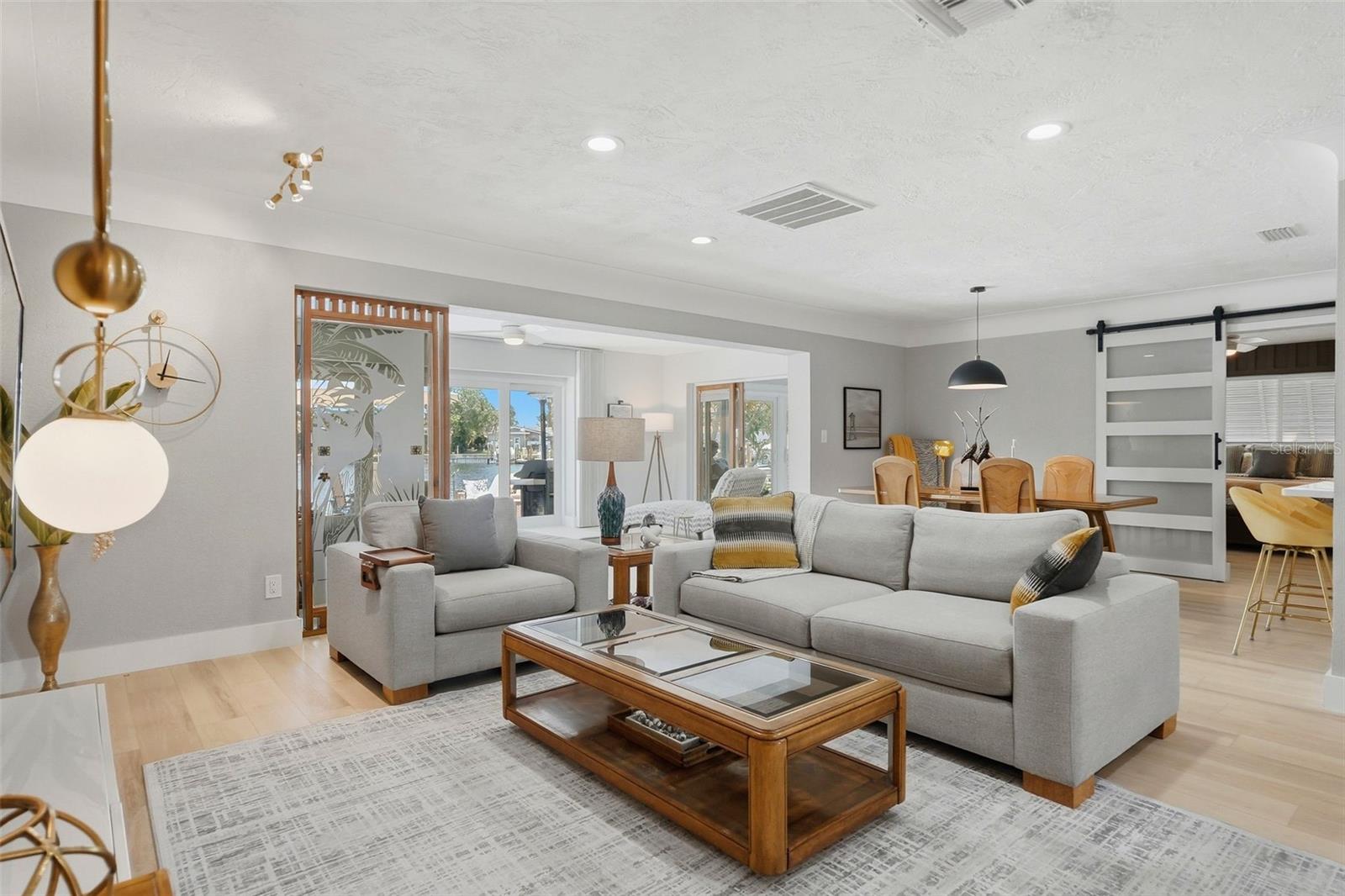 VENETIAN ISLES - Residential Lease