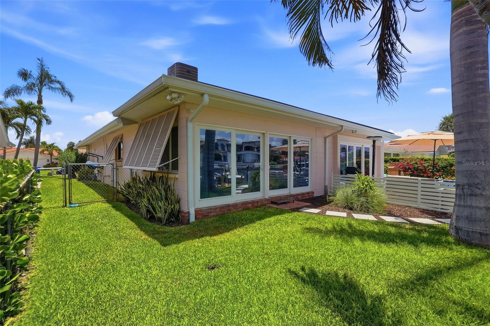 VENETIAN ISLES - Residential Lease