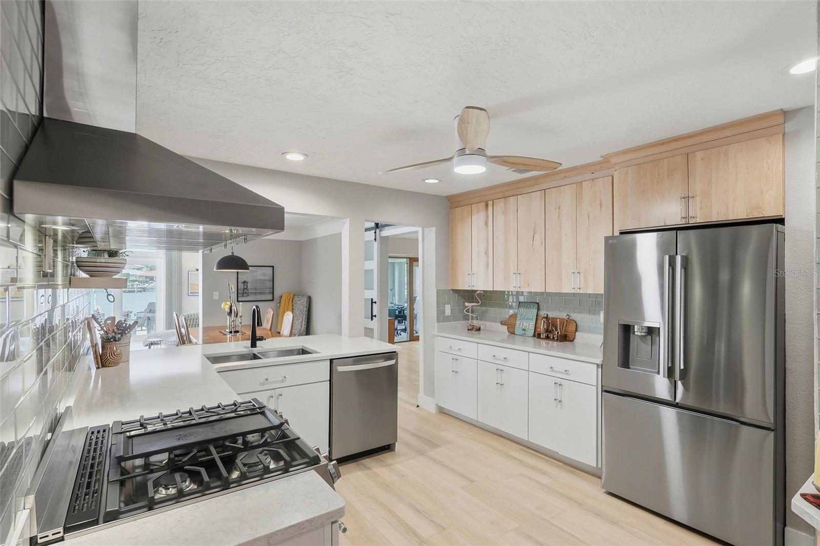 VENETIAN ISLES - Residential Lease