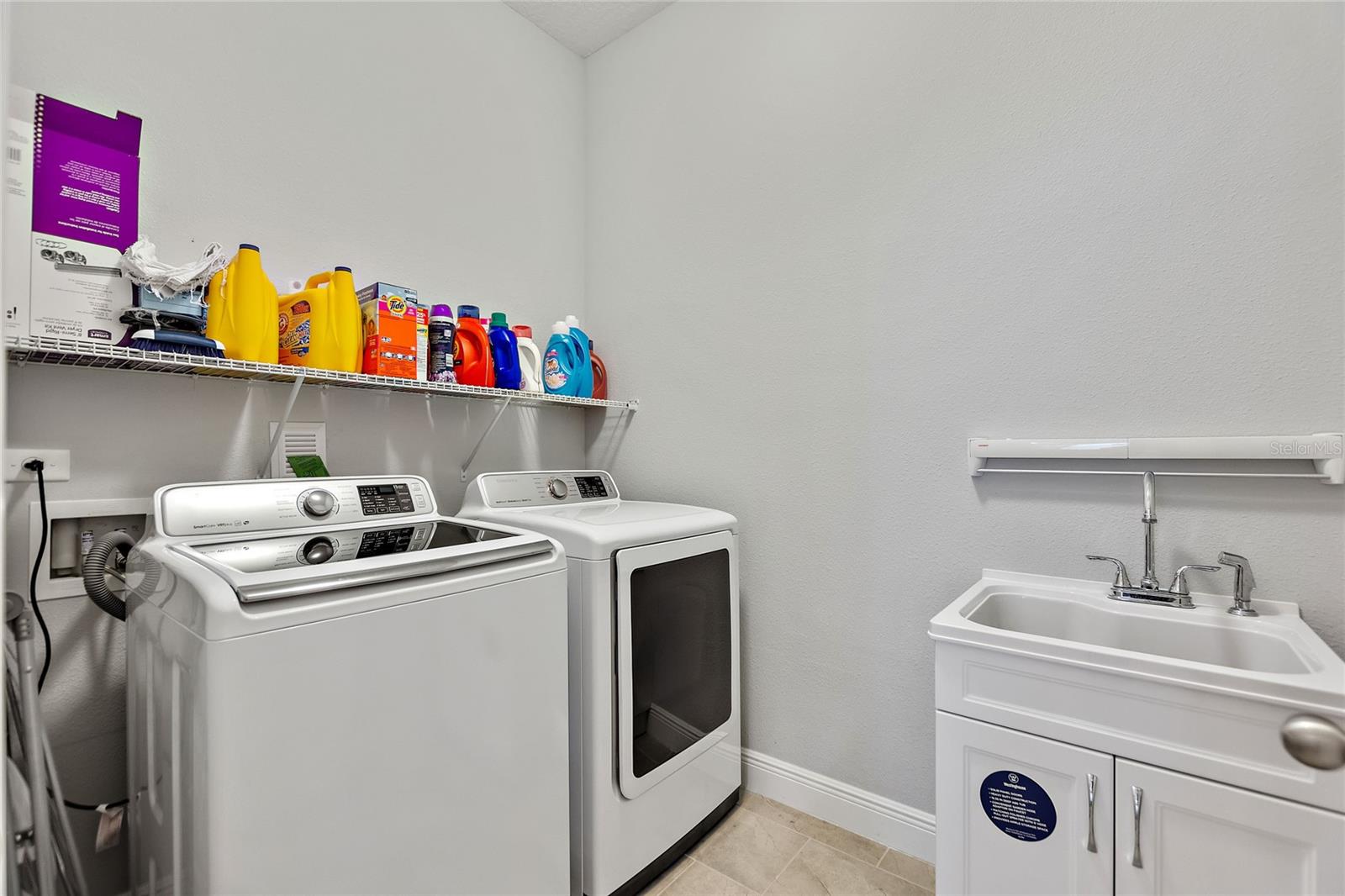 WINDERMERE TRLS PH 3A - Residential Lease