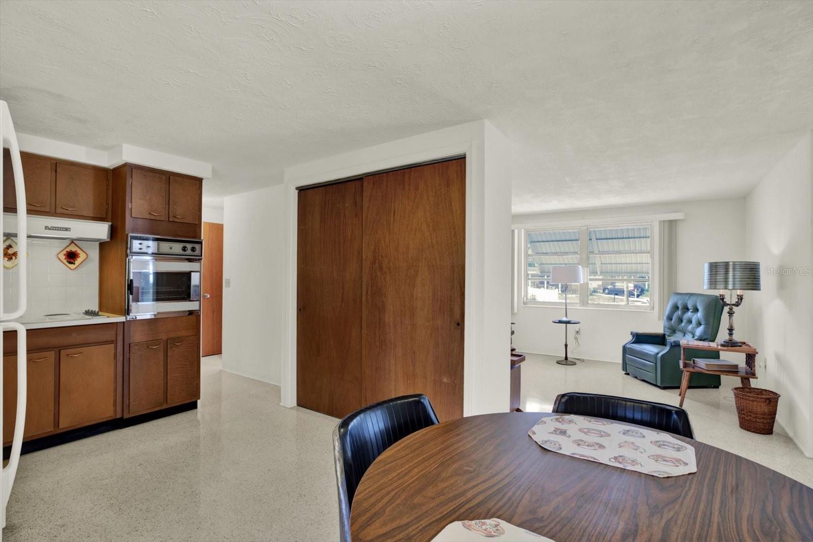 CREST RIDGE GARDENS - Residential