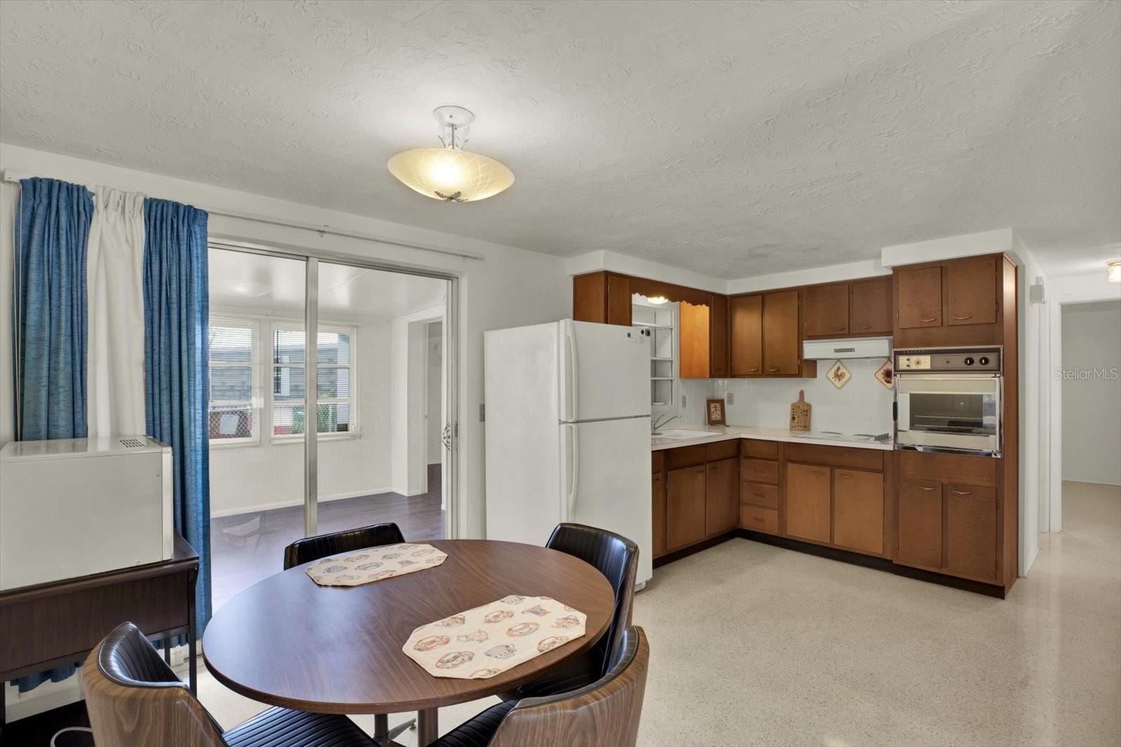 CREST RIDGE GARDENS - Residential