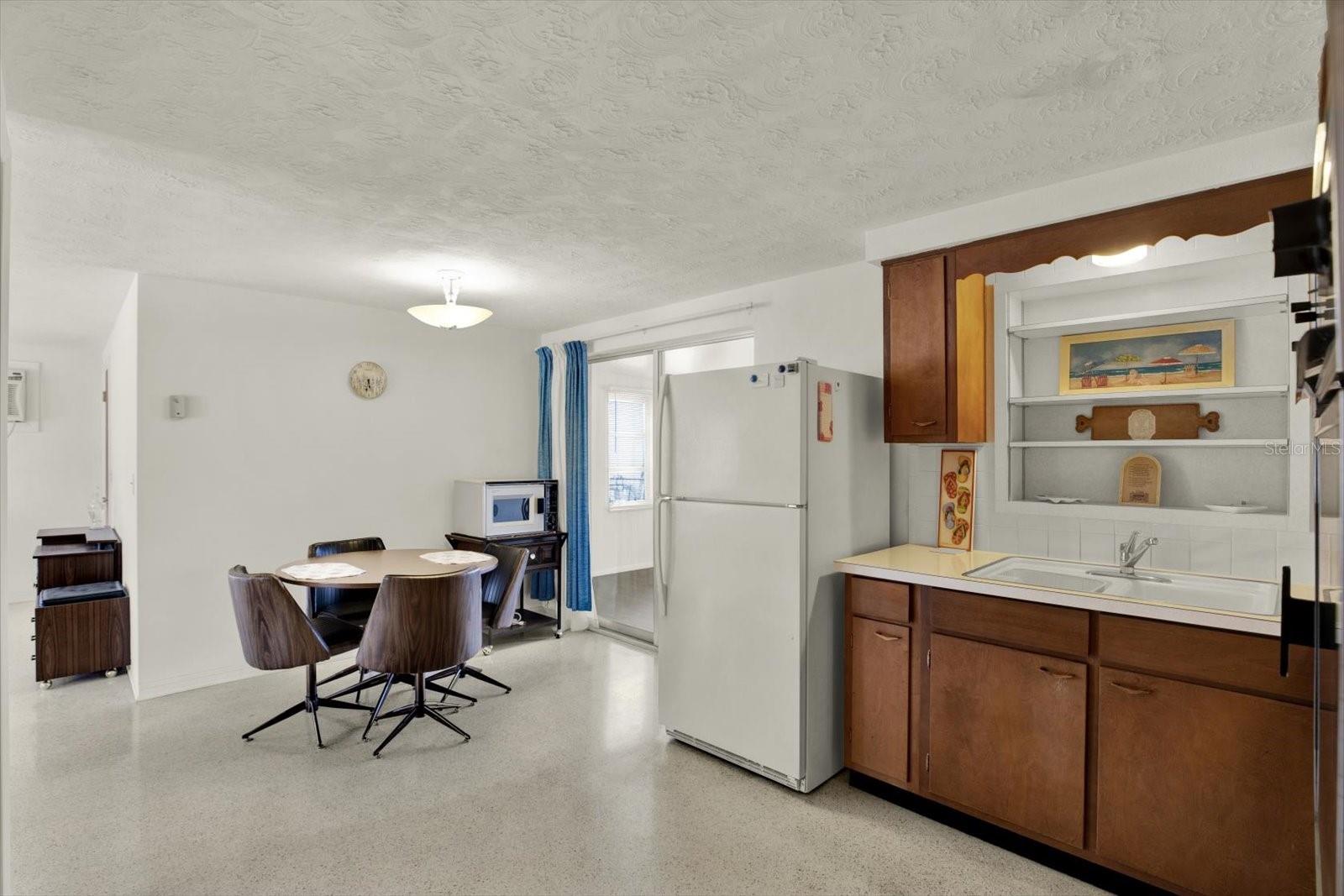 CREST RIDGE GARDENS - Residential