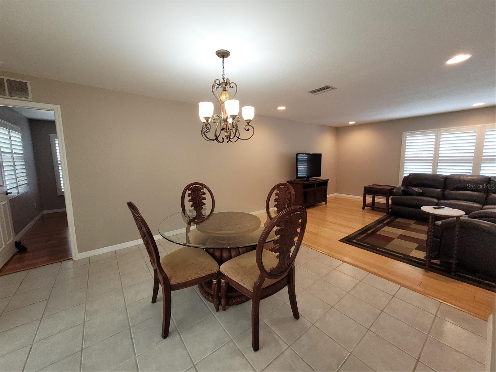 WINCHESTER WOODS - Residential