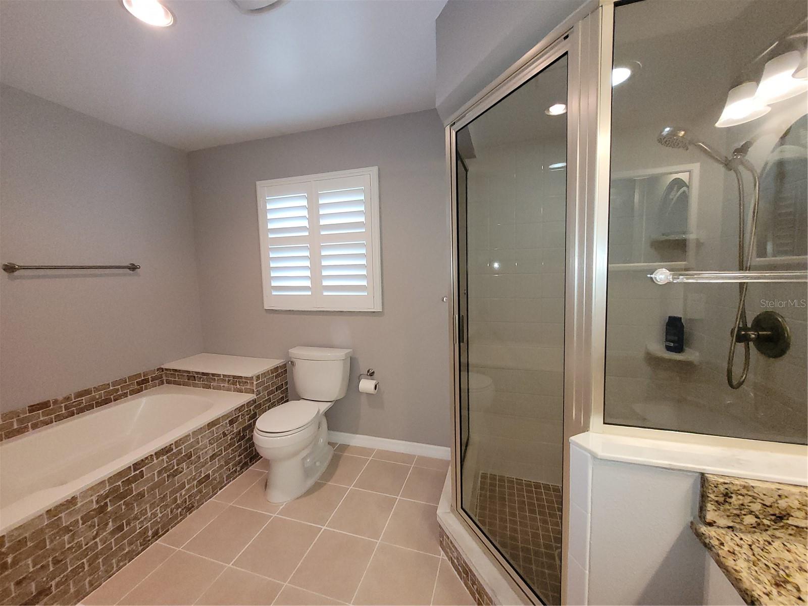 WINCHESTER WOODS - Residential