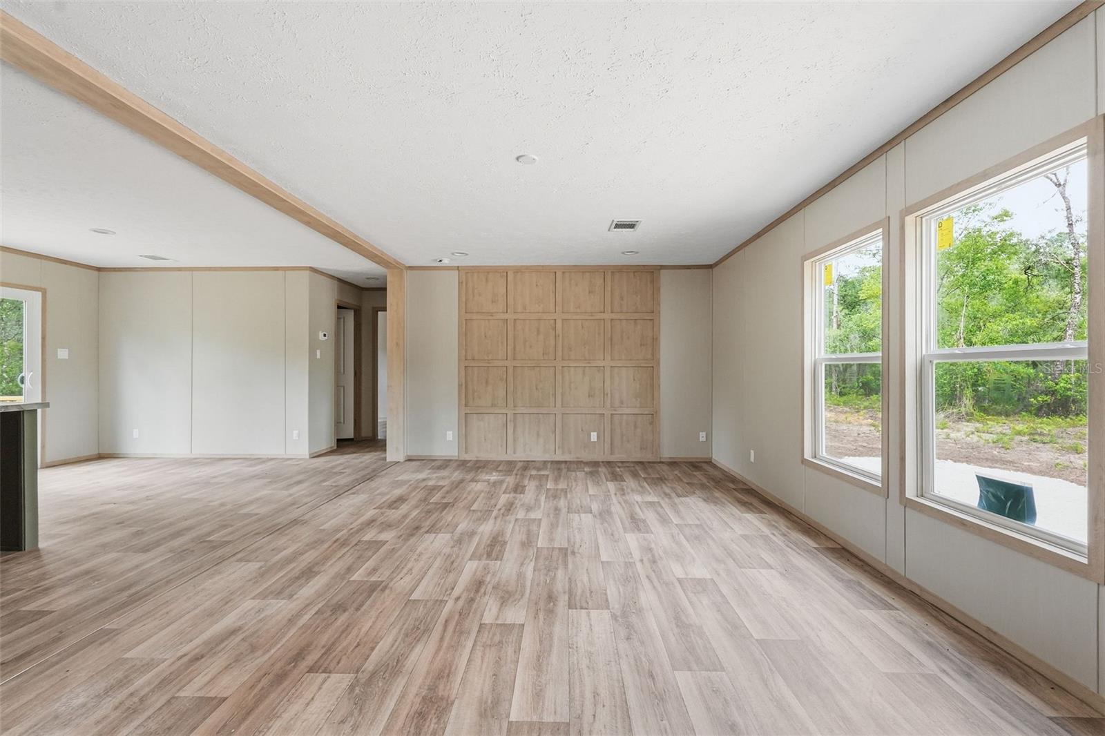 WILLISTON HIGHLANDS - Residential