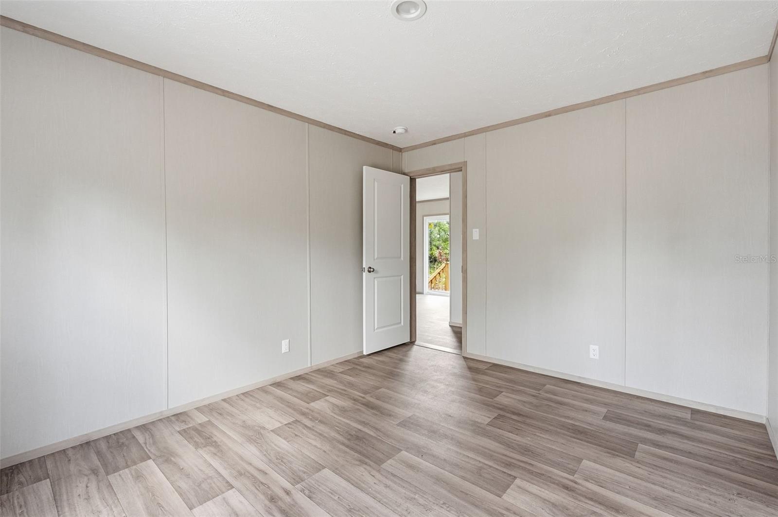 WILLISTON HIGHLANDS - Residential