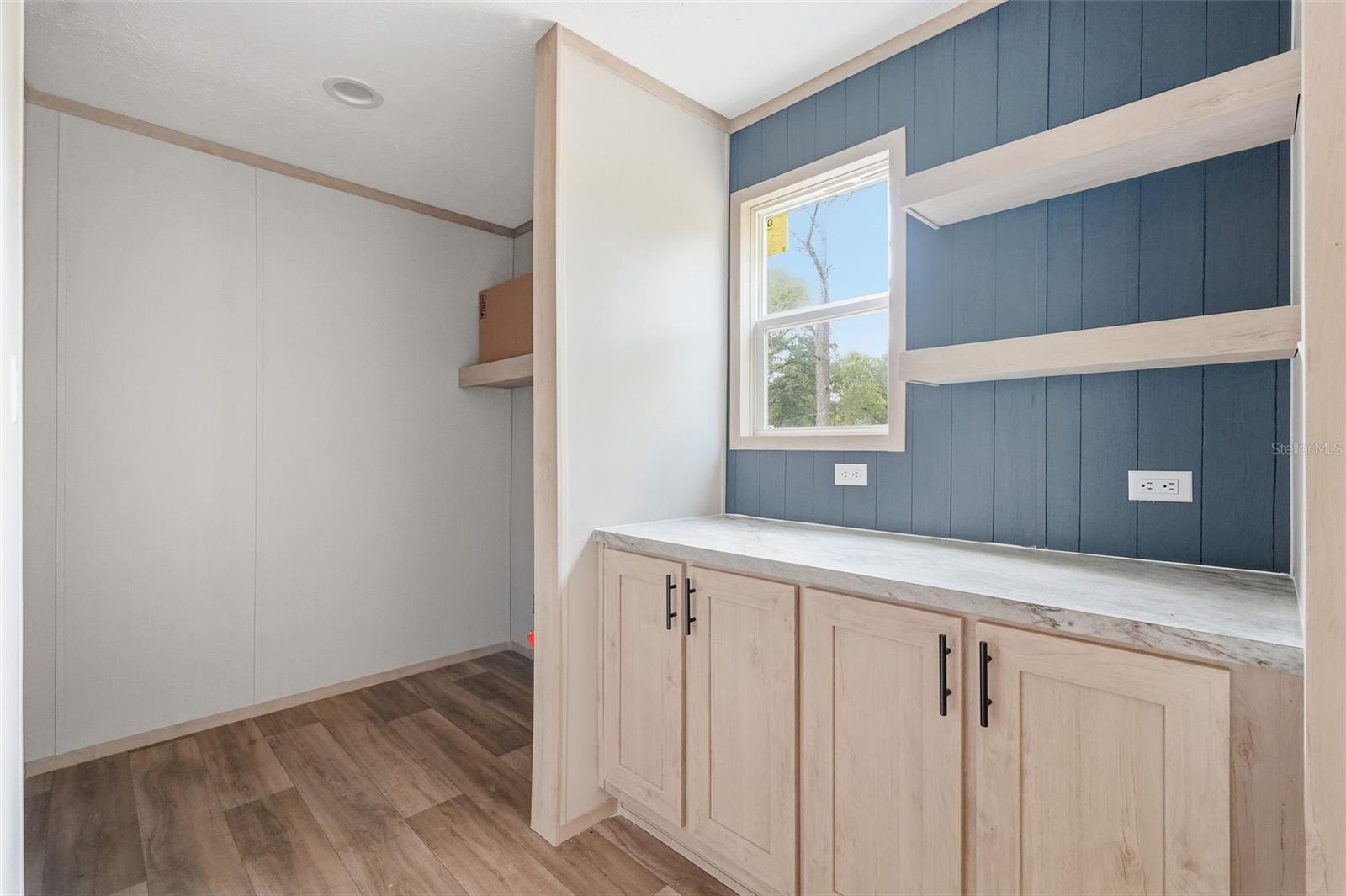WILLISTON HIGHLANDS - Residential