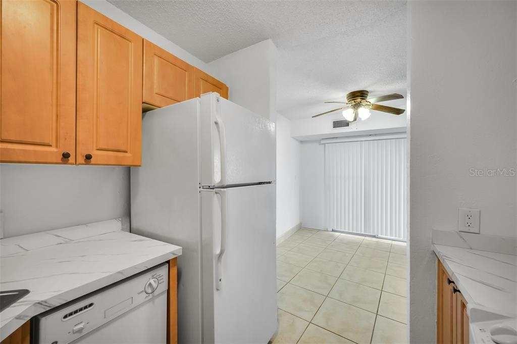 WAVE THE CONDO - Residential