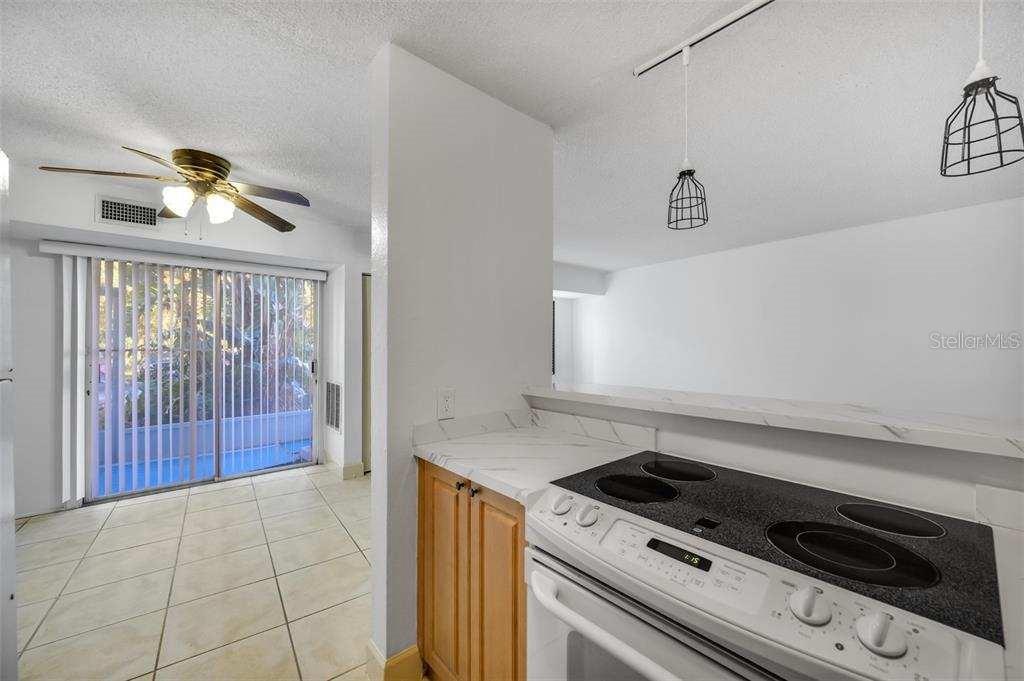 WAVE THE CONDO - Residential