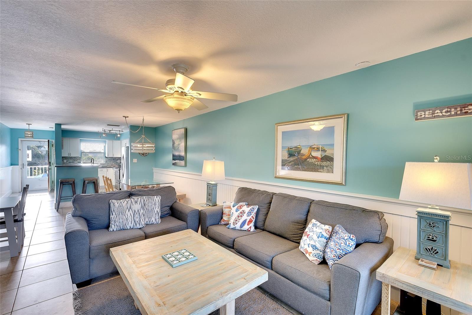 CAYMAN CAY VILLAS - Residential