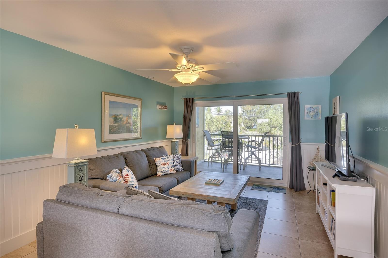 CAYMAN CAY VILLAS - Residential