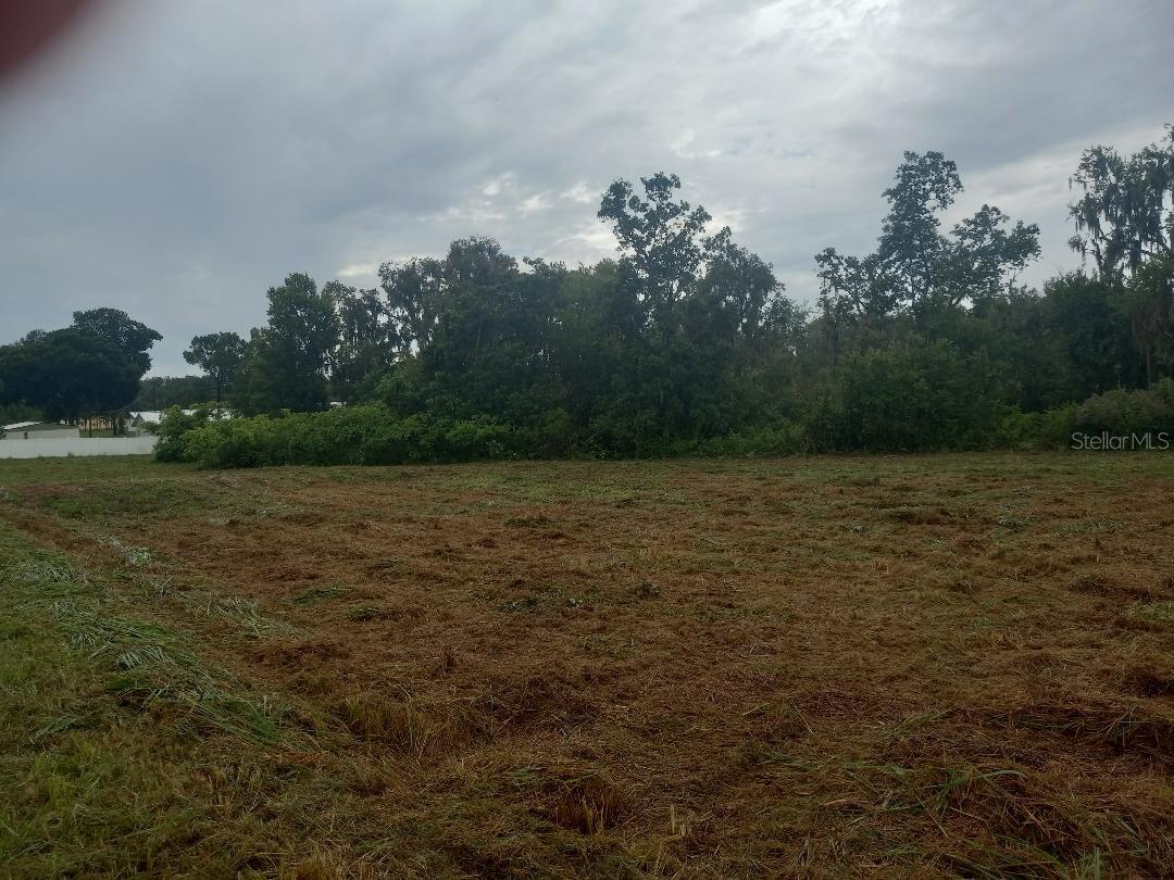 BOONE ACRES - Land
