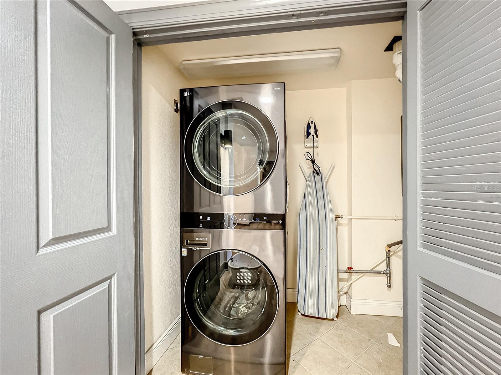 SEVEN EAGLES CONDO - Residential Lease