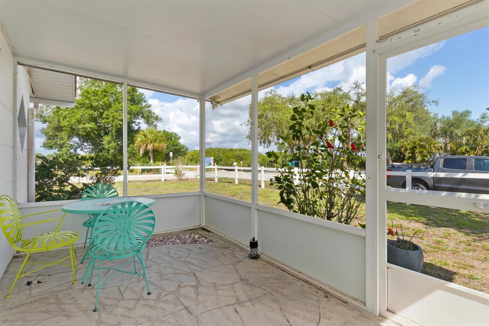 RIVERSIDE PARK - Residential
