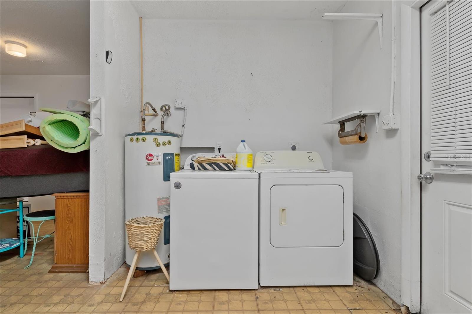 RIVERSIDE PARK - Residential