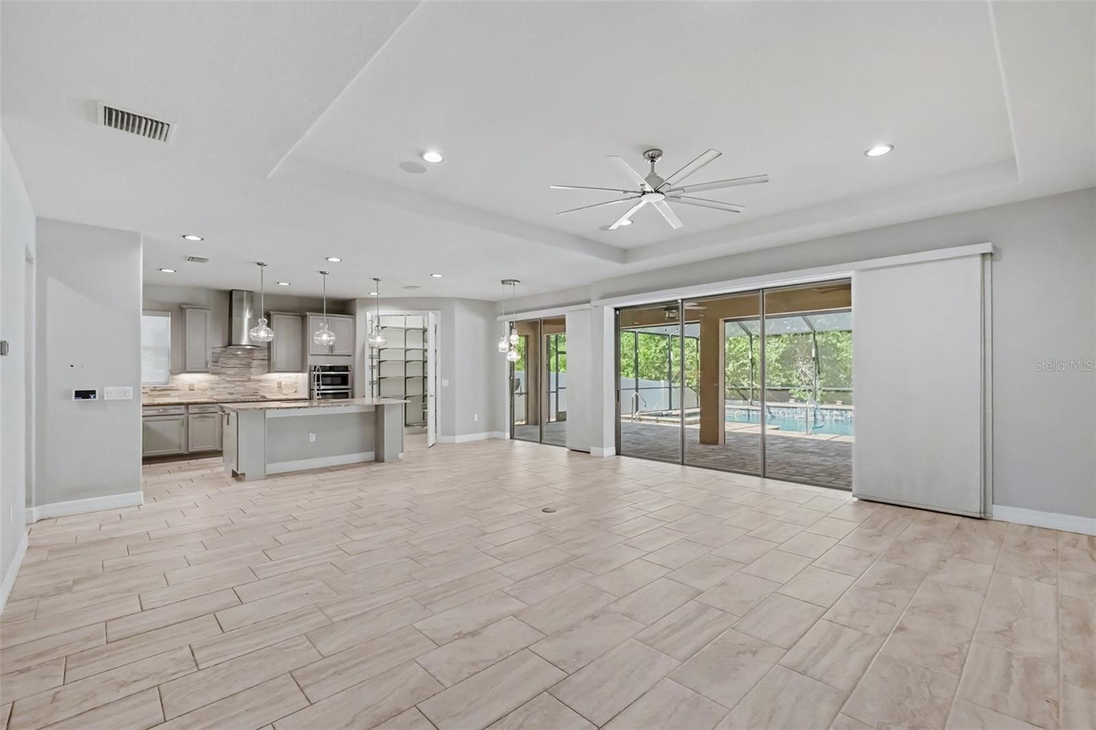 SOUTH FORK TR O PH 2 - Residential