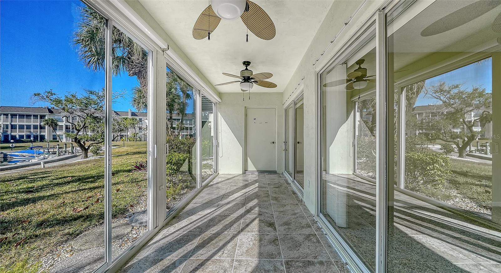 LONGBOAT HARBOUR - Residential