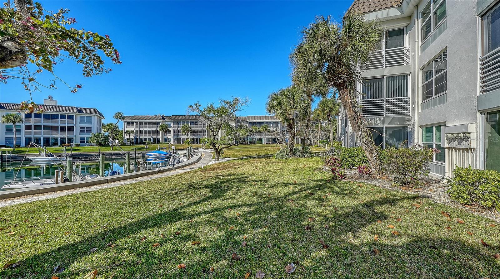 LONGBOAT HARBOUR - Residential