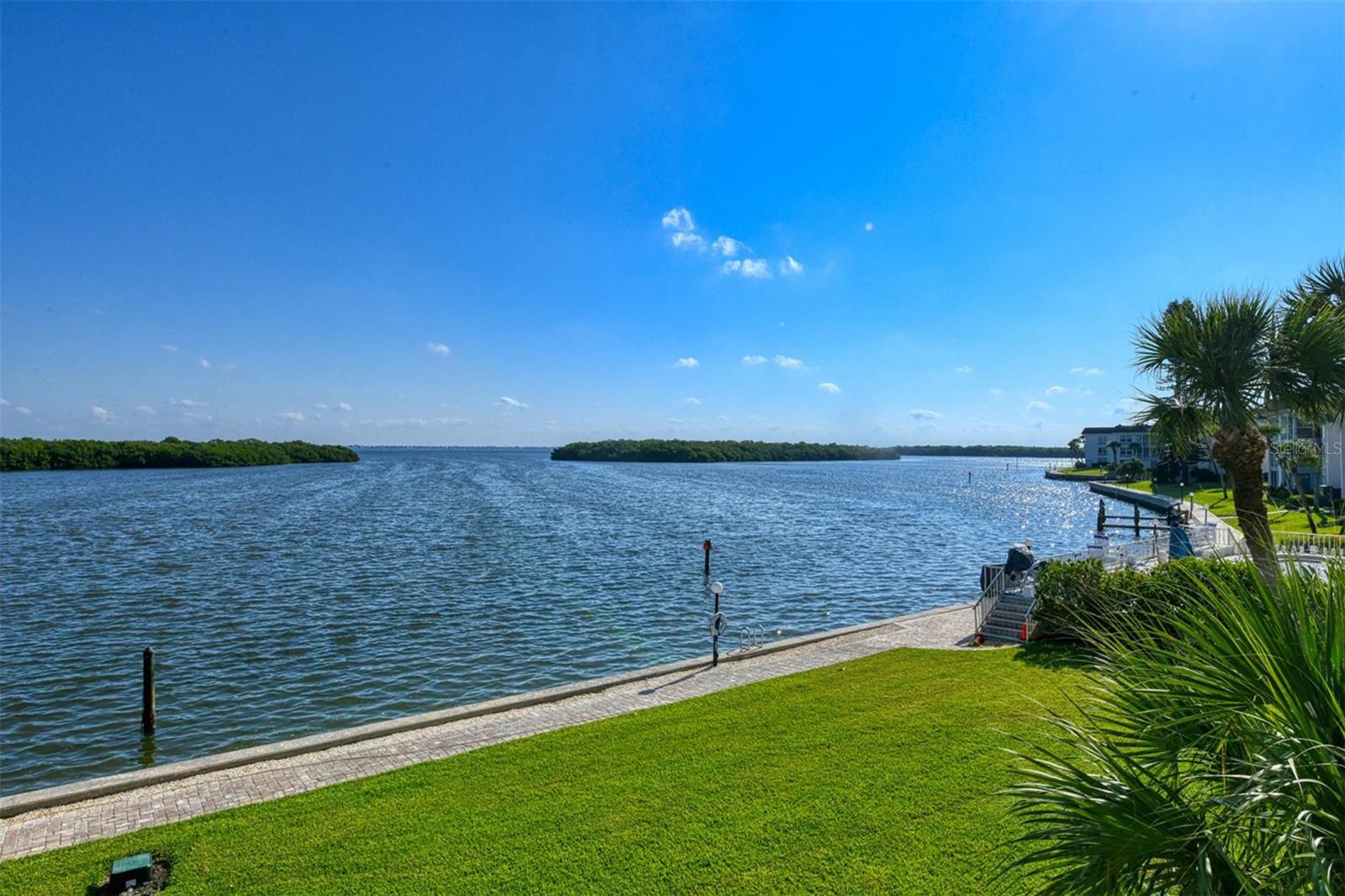 LONGBOAT HARBOUR - Residential