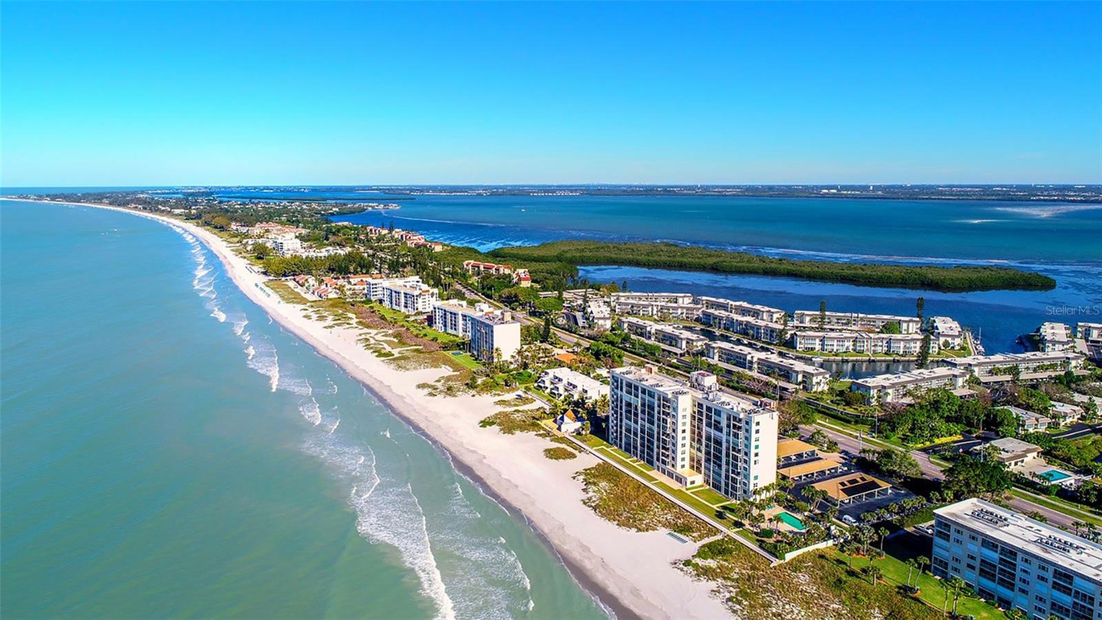 LONGBOAT HARBOUR - Residential