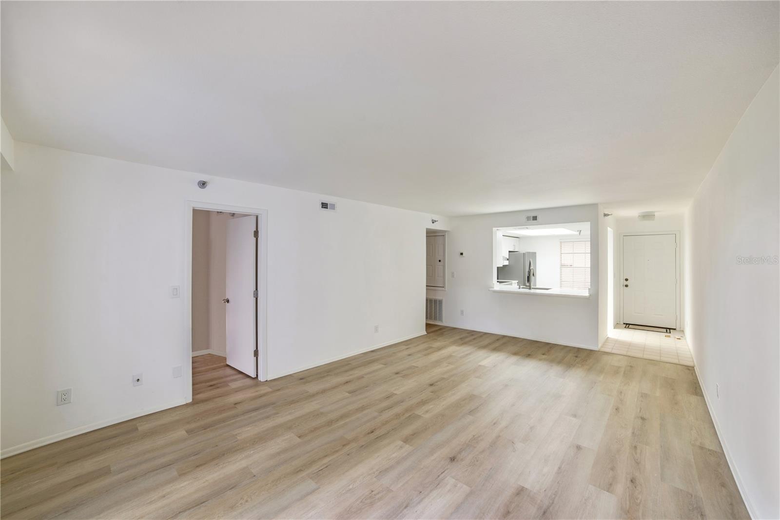 LANDMARK AT POINTE WEST I - Residential