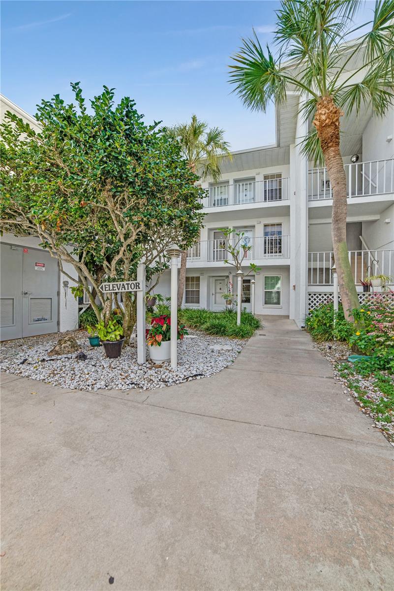 LANDMARK AT POINTE WEST I - Residential