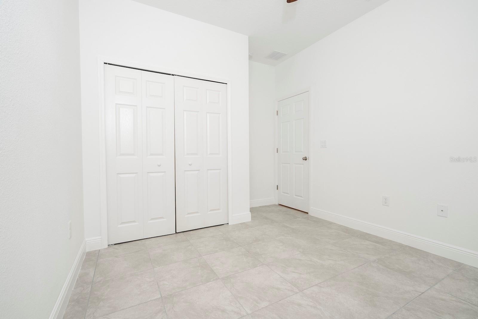 MARION OAKS UN FOUR - Residential