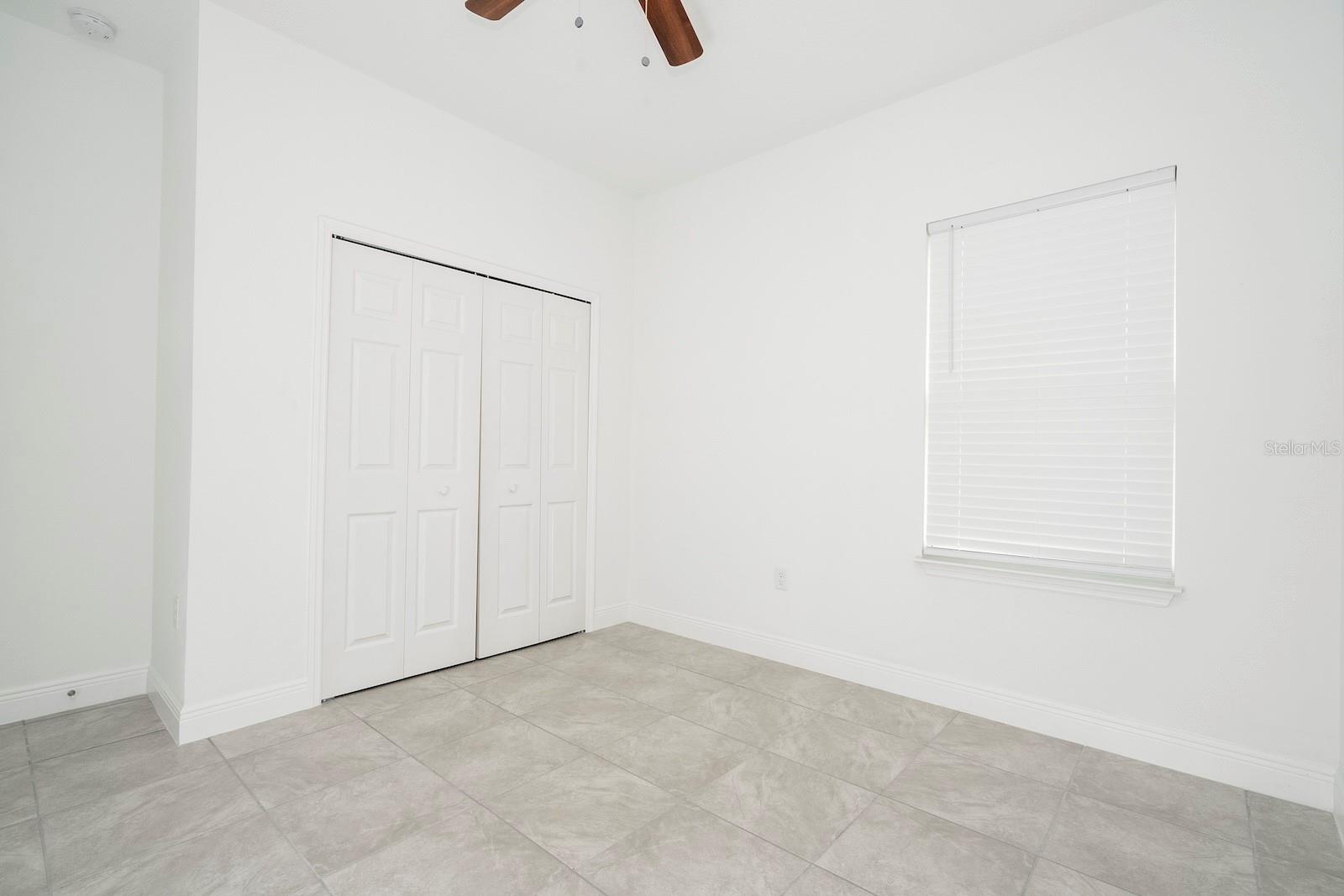 MARION OAKS UN FOUR - Residential