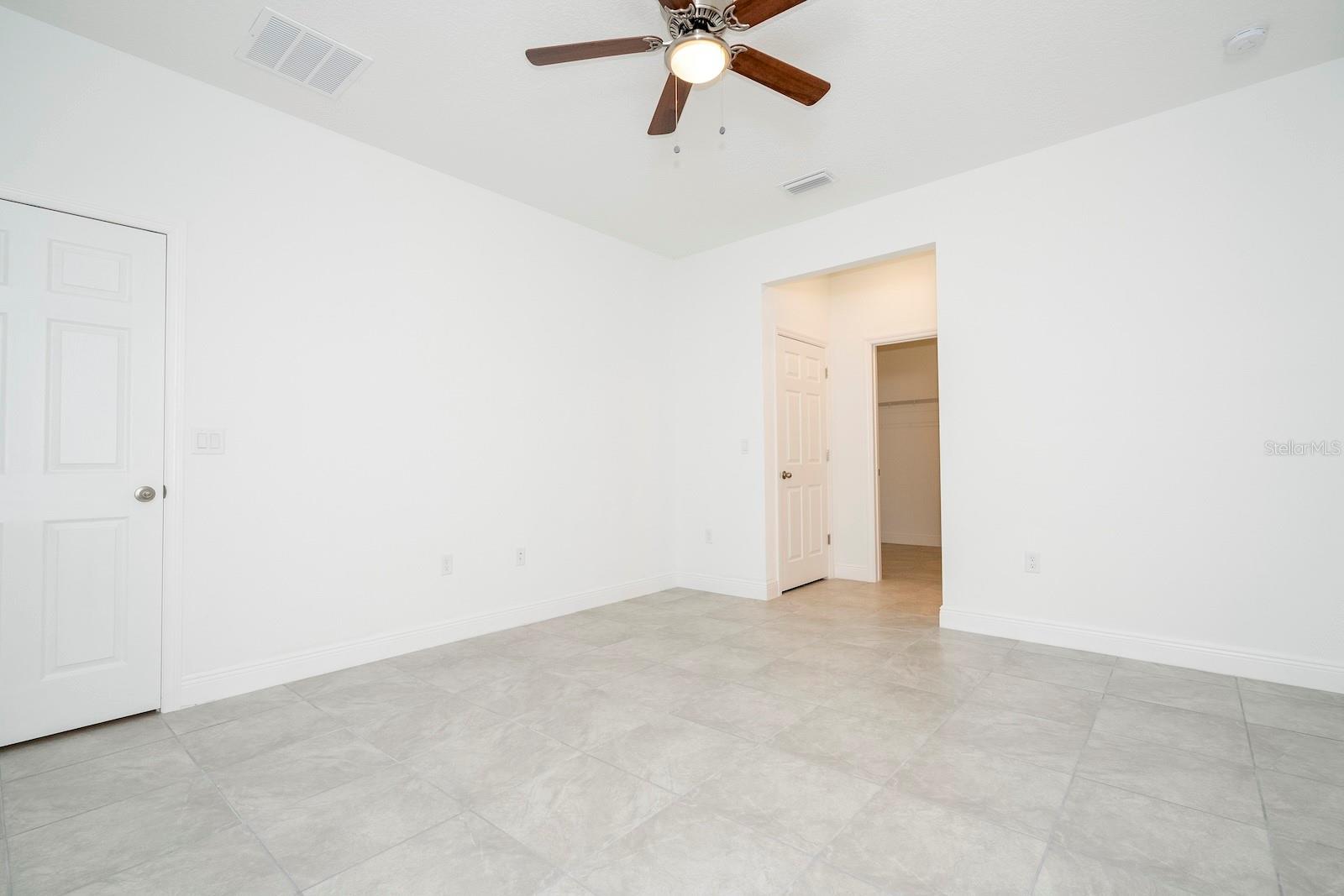 MARION OAKS UN FOUR - Residential