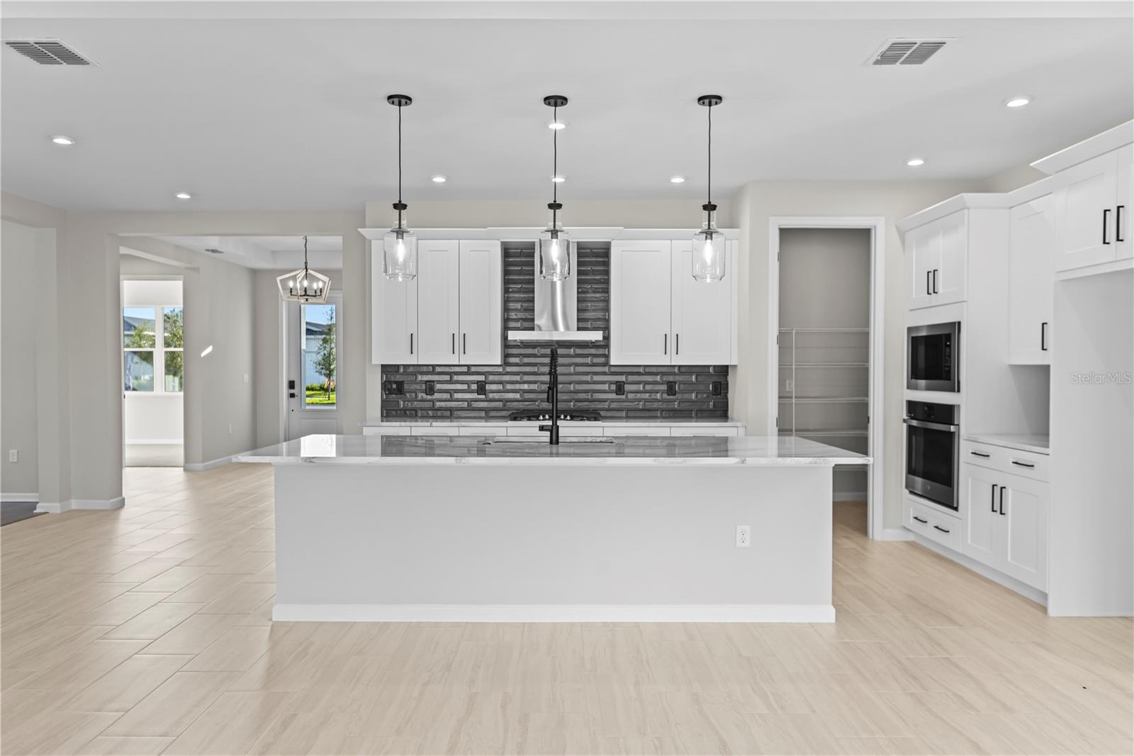KH CW HAMMOCK OAKS LLC - Residential