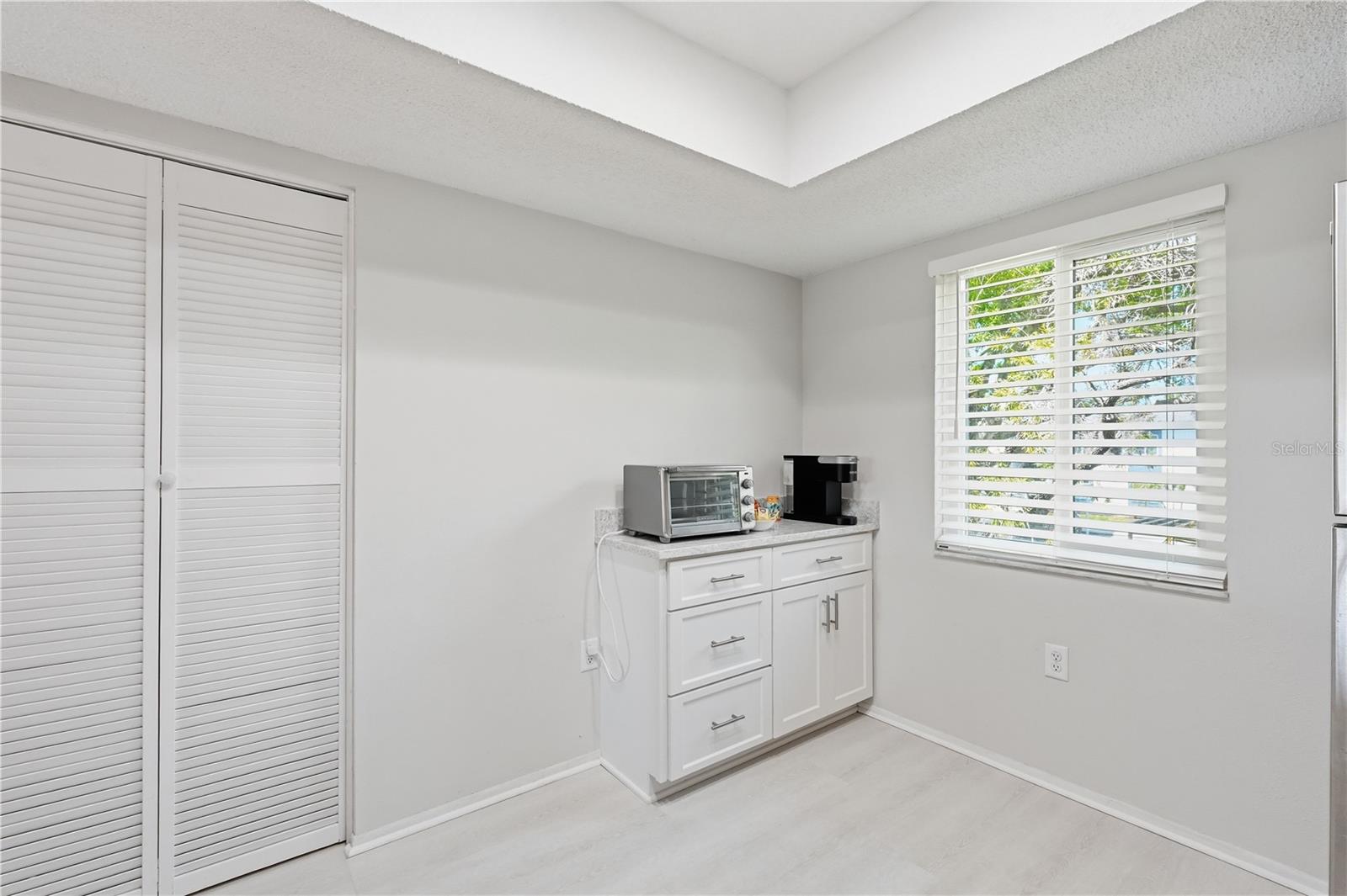 EAST LAKE WOODLANDS CYPRESS ESTATES - Residential Lease