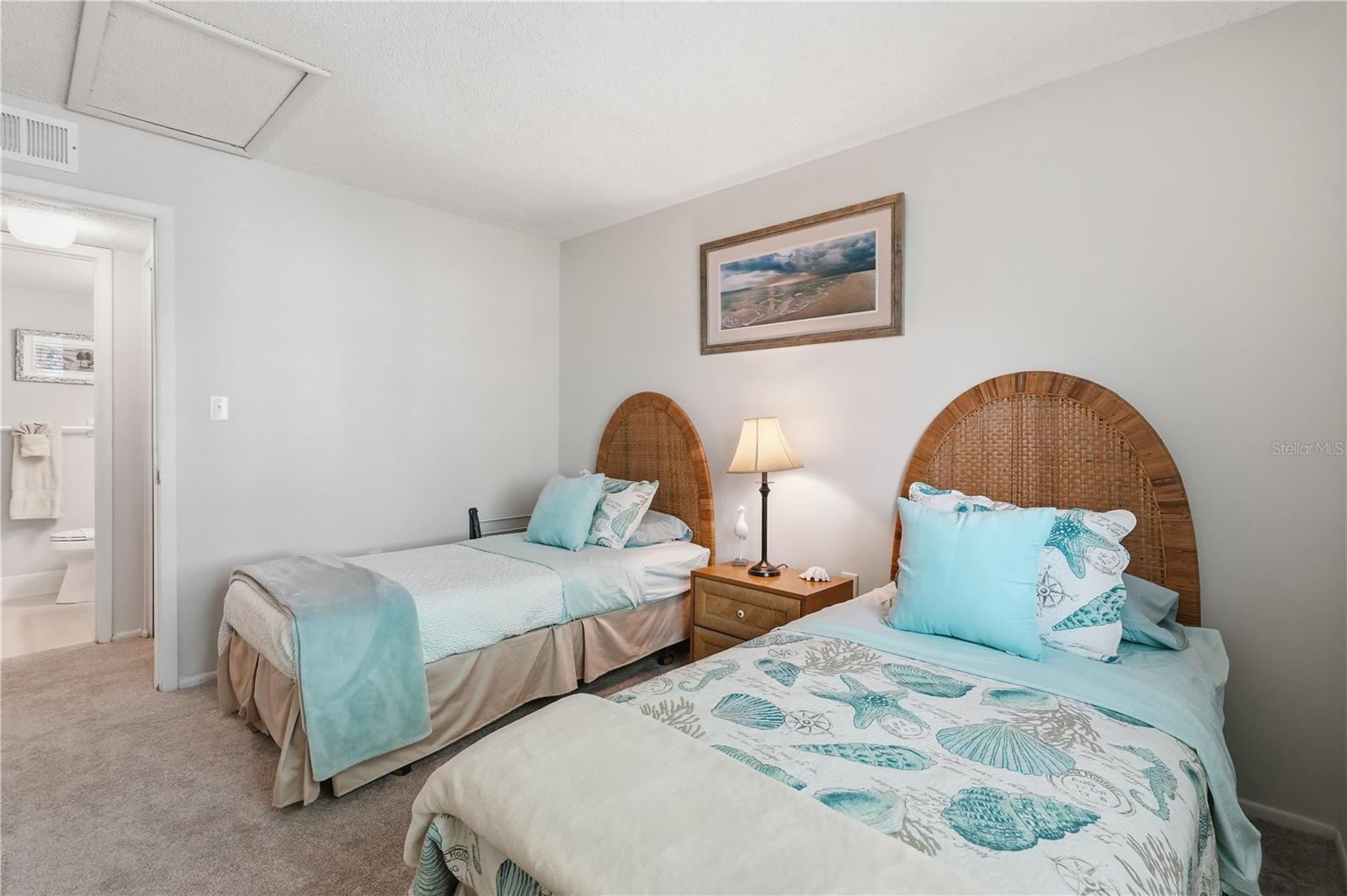 EAST LAKE WOODLANDS CYPRESS ESTATES - Residential Lease
