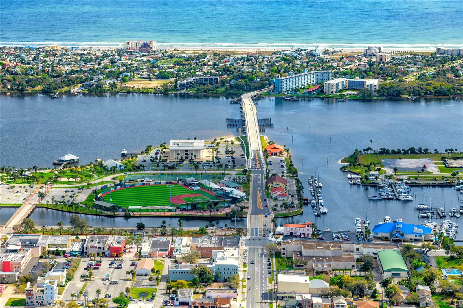EAST DAYTONA - Land