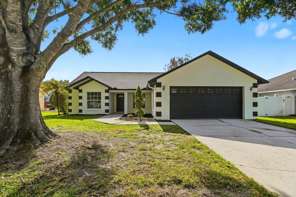 CANOE CREEK LAKES UNIT 2 - Residential