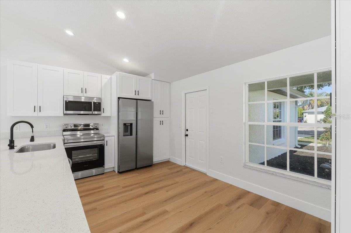 CANOE CREEK LAKES UNIT 2 - Residential