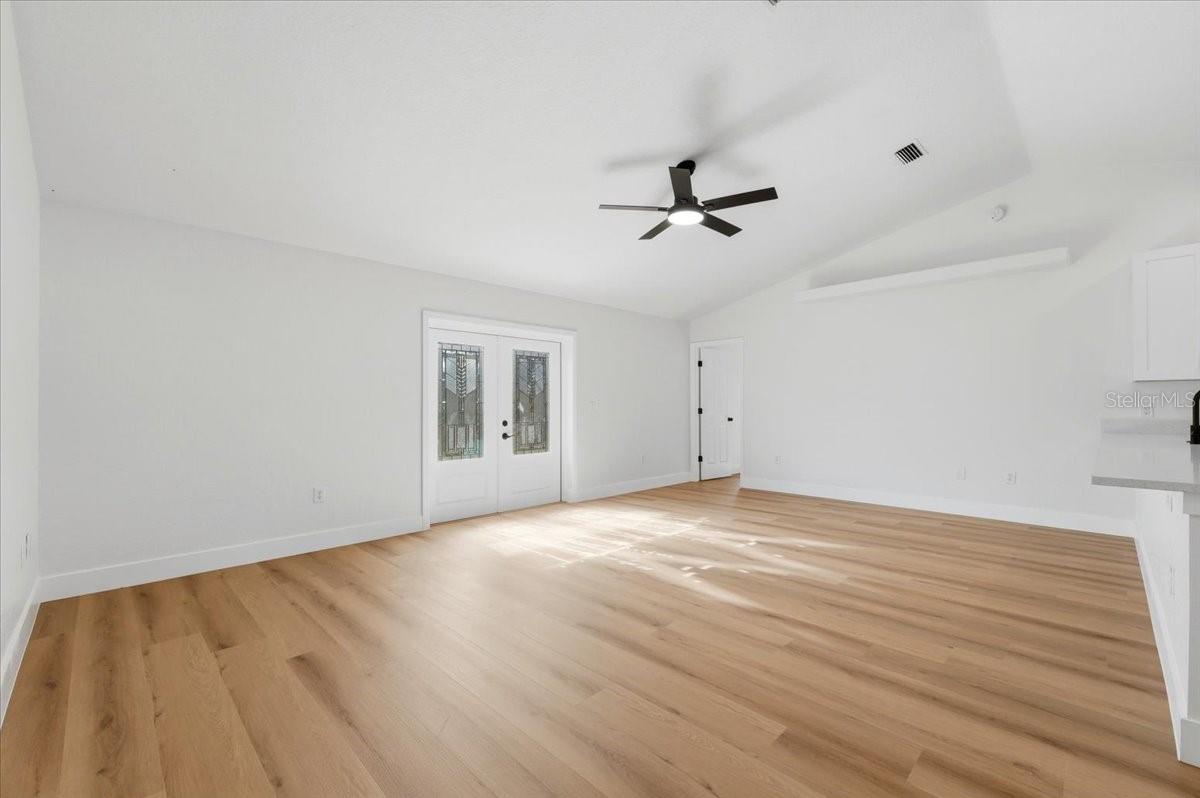 CANOE CREEK LAKES UNIT 2 - Residential