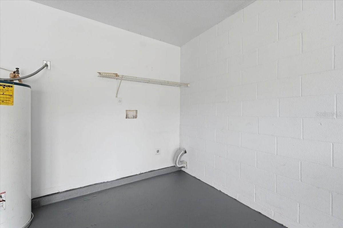 CANOE CREEK LAKES UNIT 2 - Residential