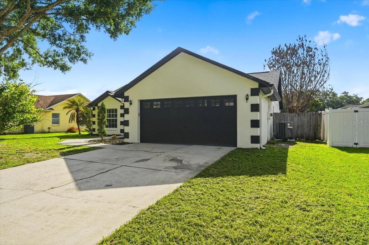 CANOE CREEK LAKES UNIT 2 - Residential