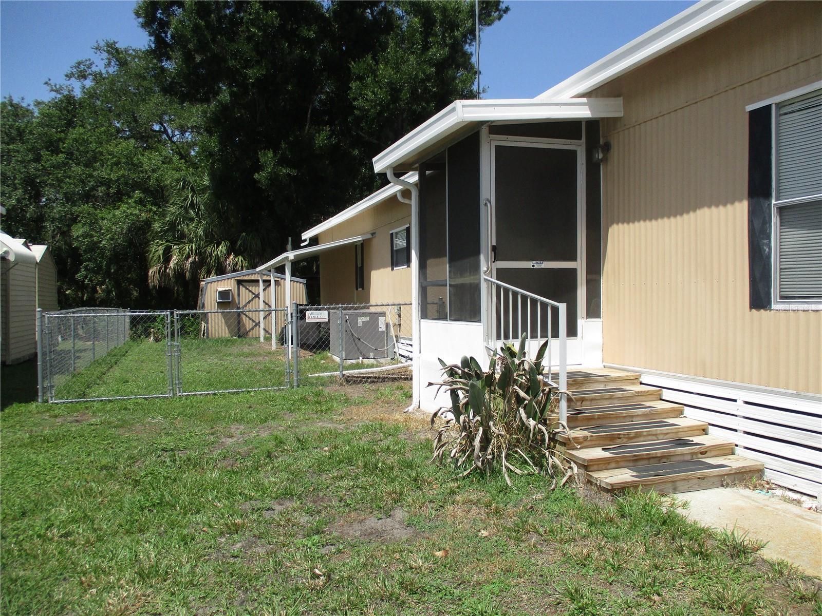LAKE ROSALIE OAKS - Residential